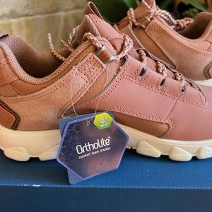K-Swiss Leather Ortholite Shoes NEW WITH TAGS